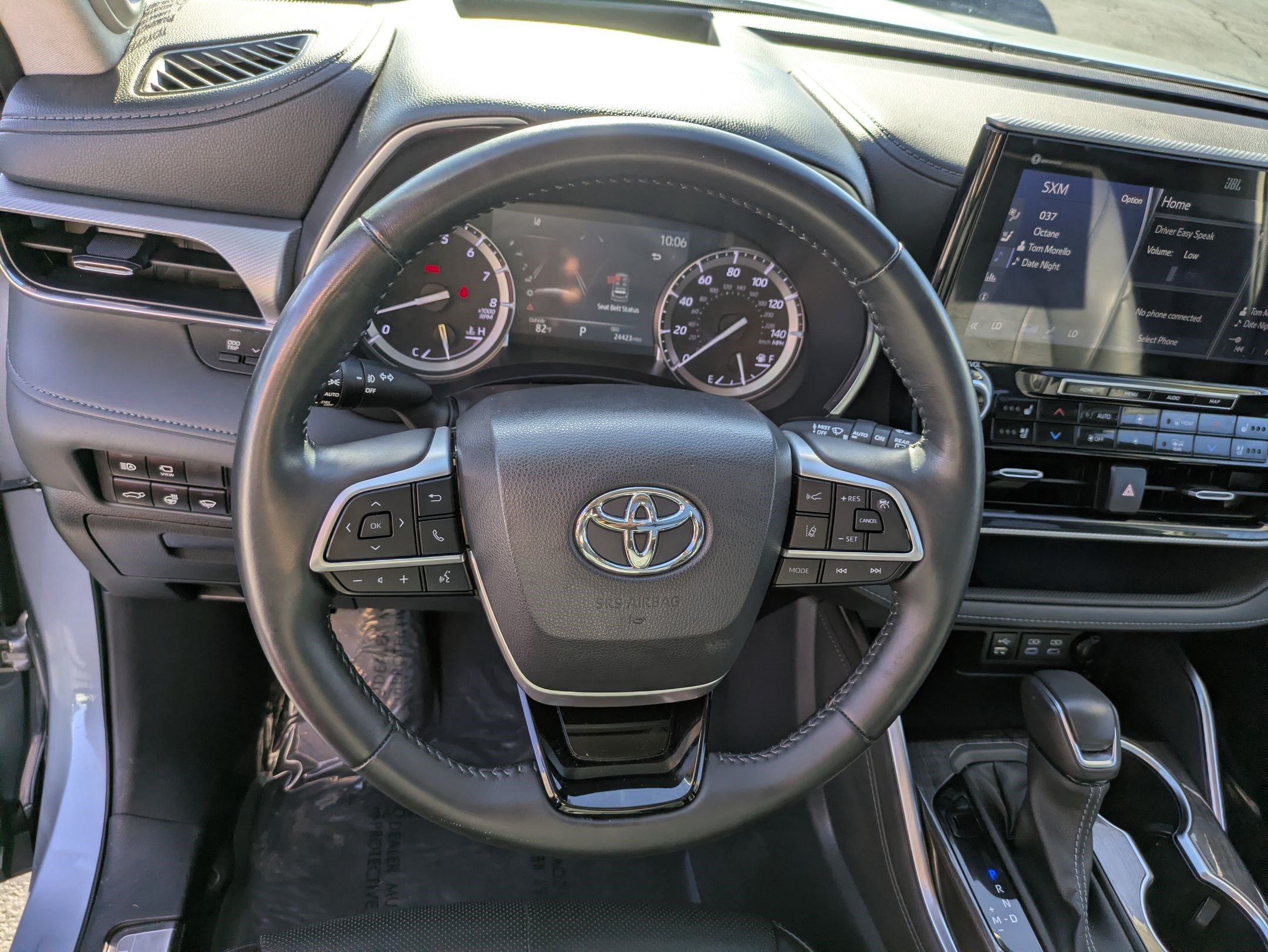 Used 2022 Moon Dust Toyota Platinum image 17