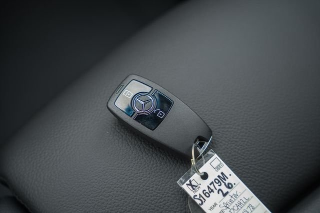 New 2026 Arctic White Mercedes-Benz Cargo 170 WB image 41