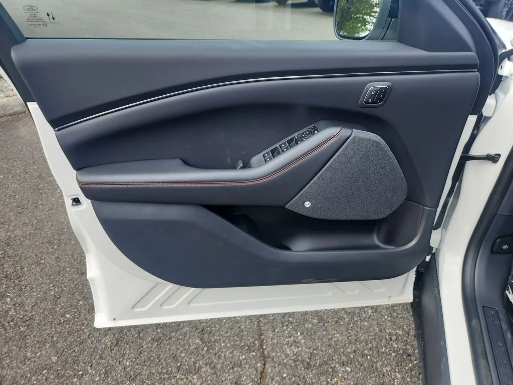 New 2026 White Ford Premium image 15