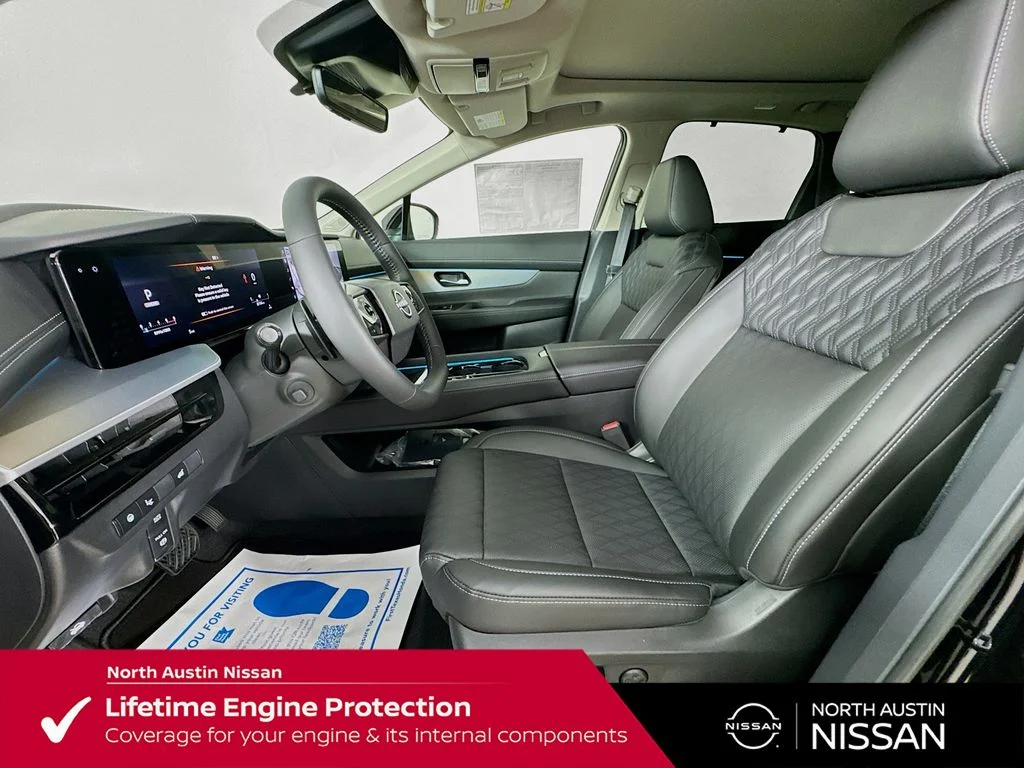 New 2026 Black Nissan Platinum image 26