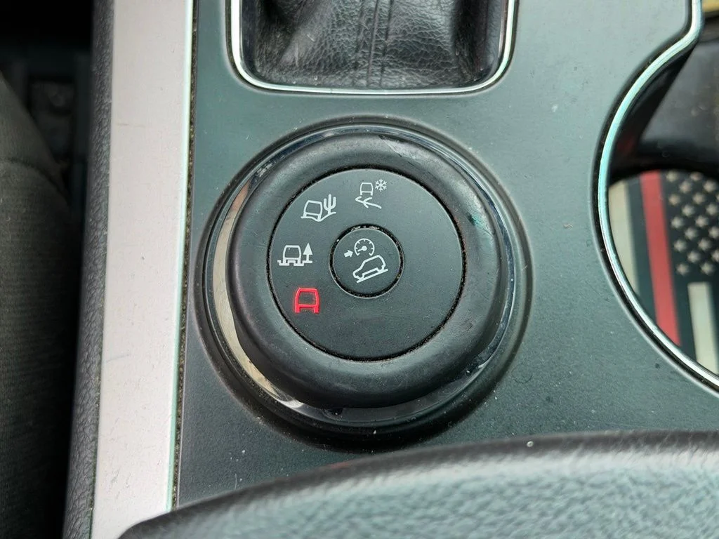 Used 2015  Ford XLT image 25