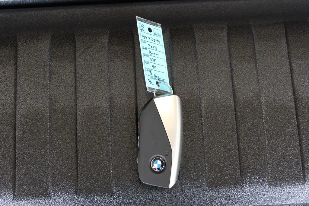 New 2026 Brooklyn Grey Metallic BMW xDrive40i image 28