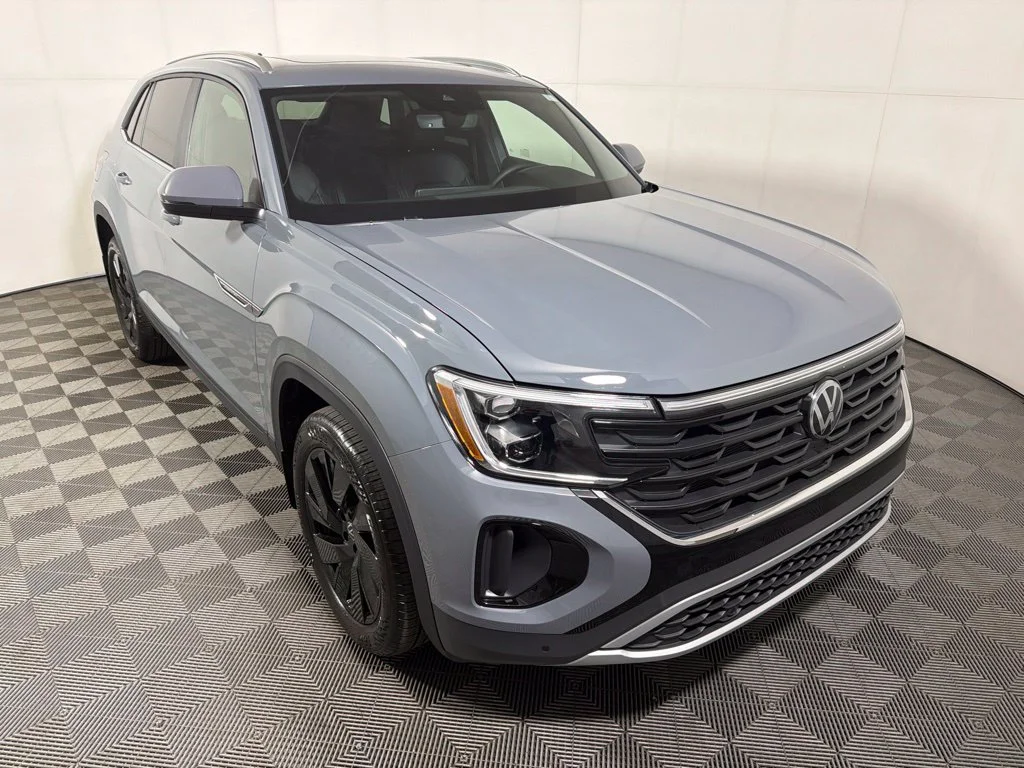 2026 Volkswagen Atlas Cross Sport SE w/Tech