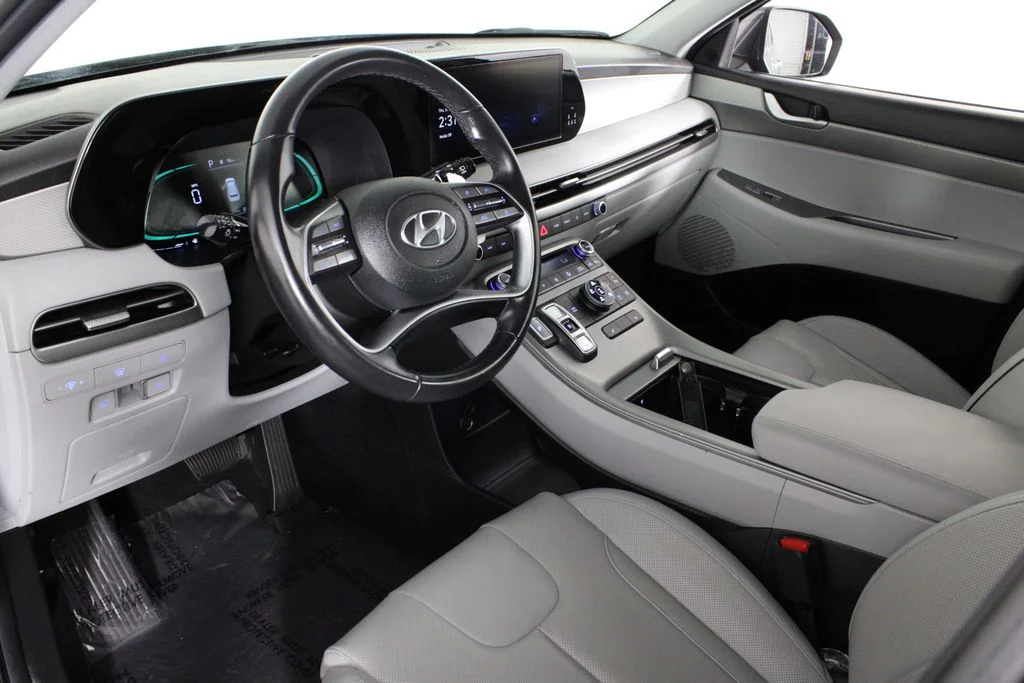Used 2024 Gray Hyundai SEL image 20