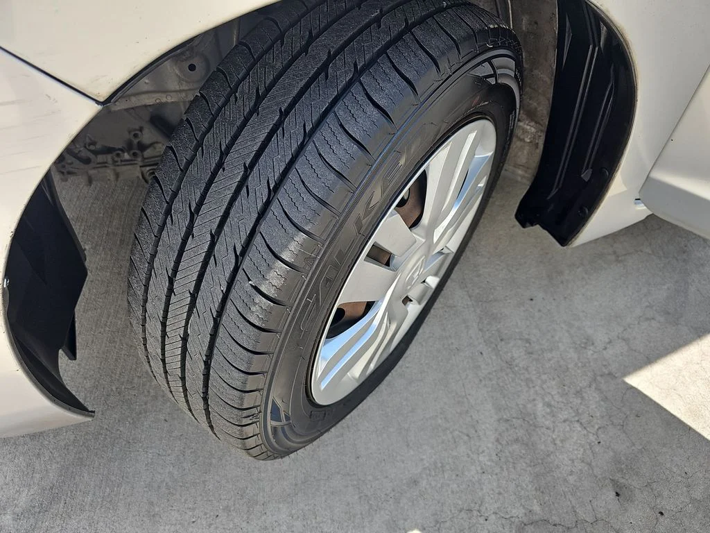 Used 2015  Honda LX image 29