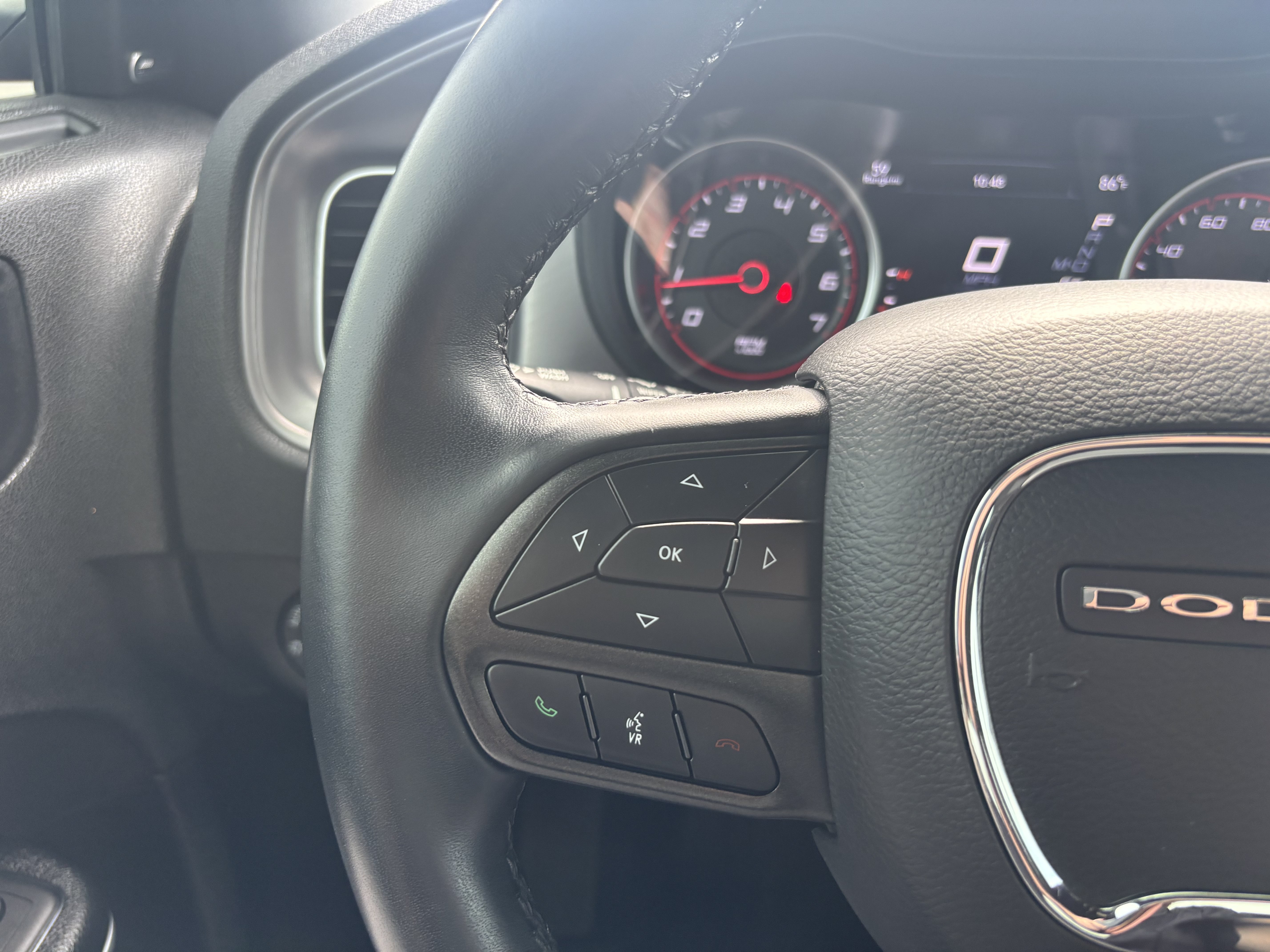 Used 2023 Octane Red Pearlcoat Dodge SXT image 17