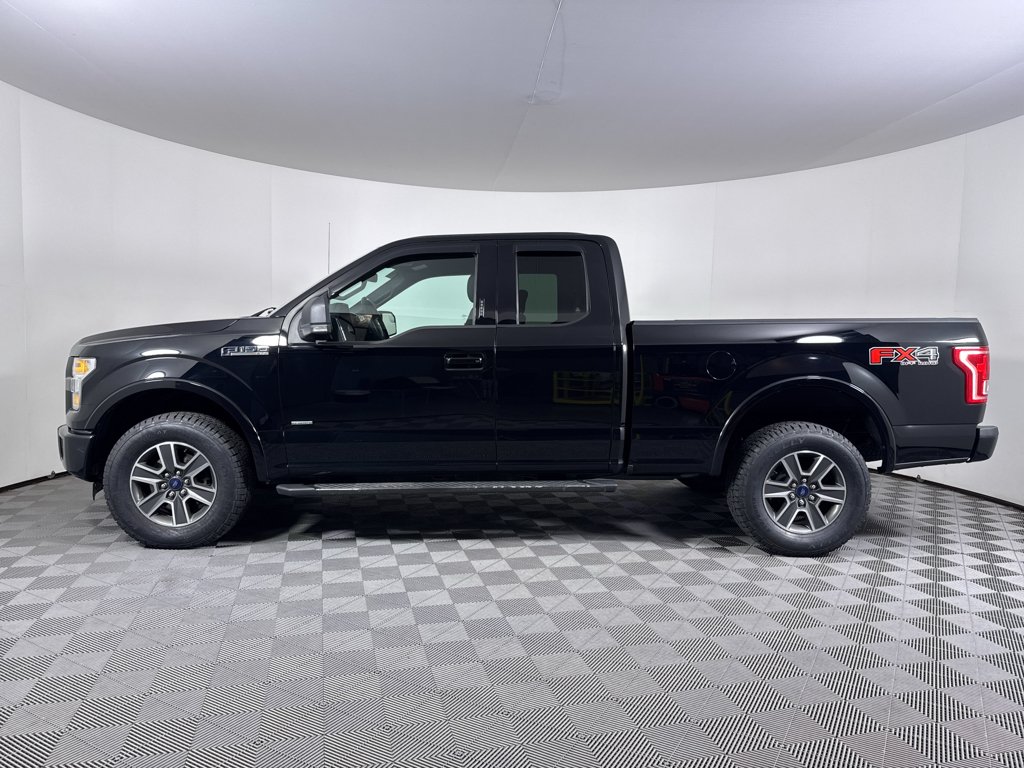 Used 2016 Shadow Black Ford XLT image 11
