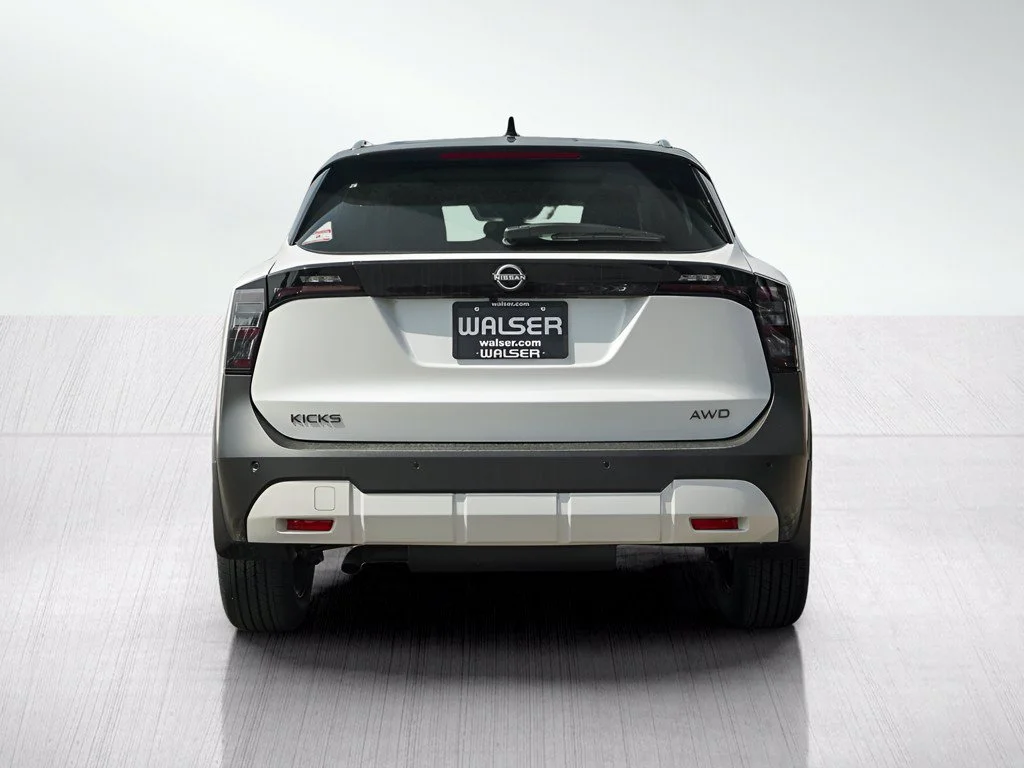 New 2026 Aspen White Pearl Nissan SV image 5