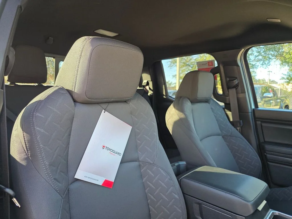 2026 Toyota Tacoma SR5 - Photo 15