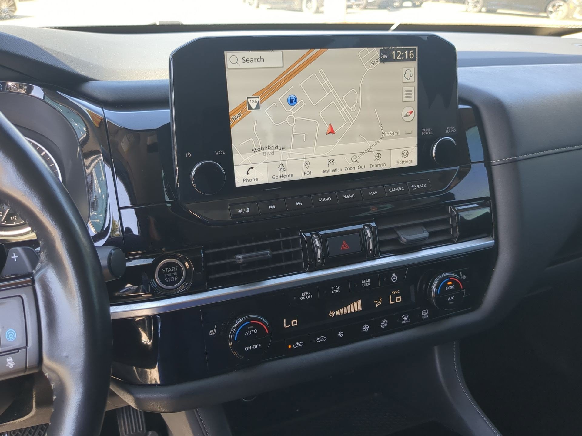 Used 2024  Nissan SL image 15