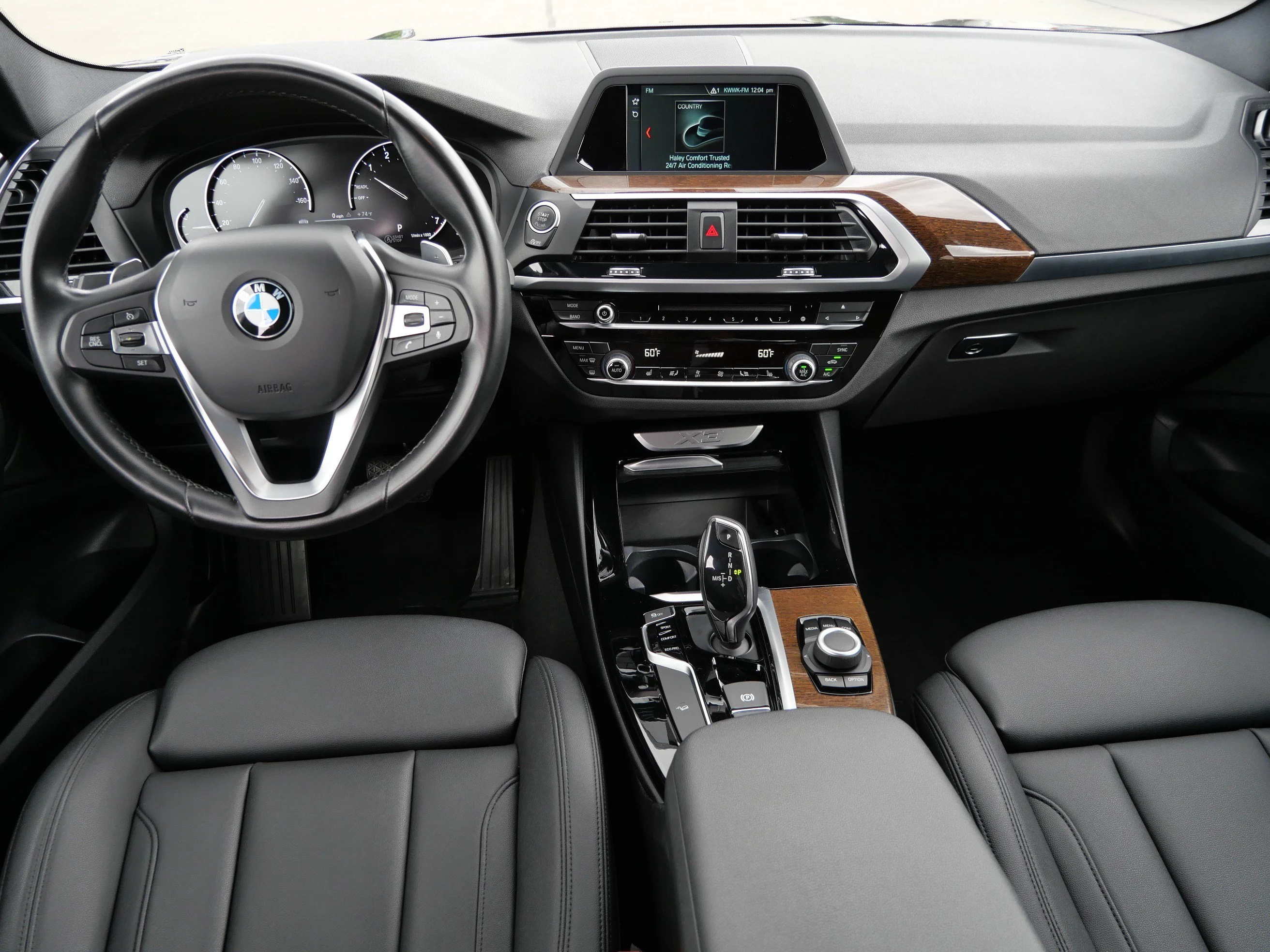 Used 2018 Jet Black BMW xDrive30i image 10