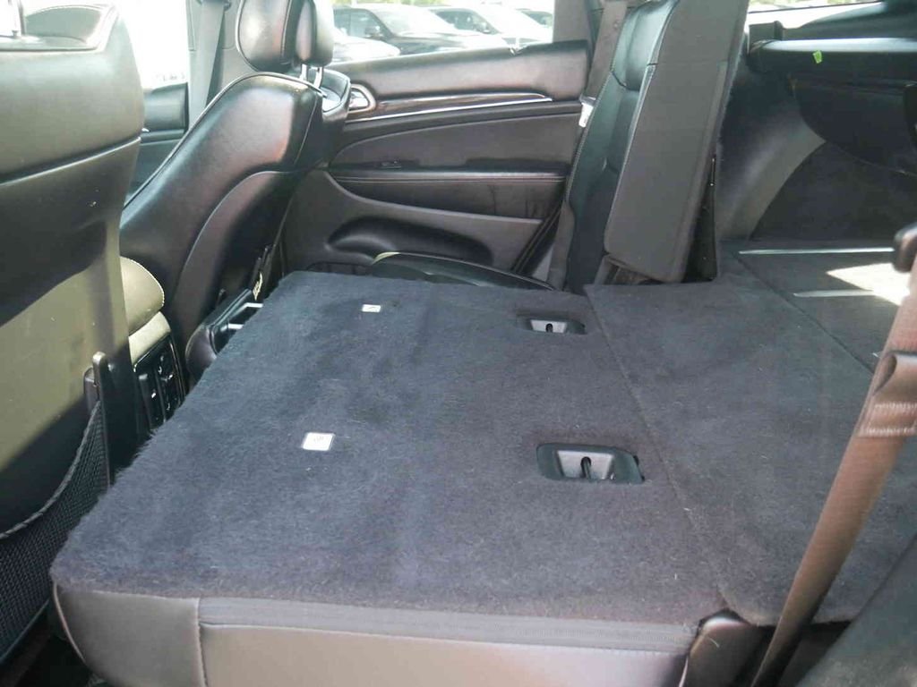 Used 2015 Black Jeep Overland image 16
