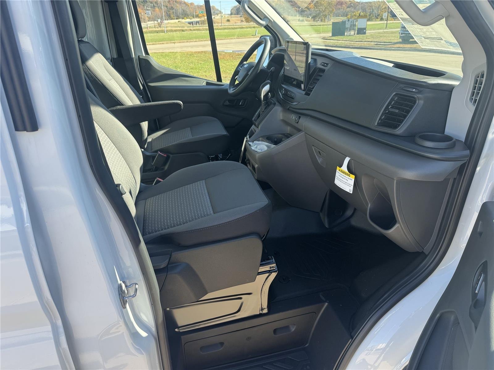 New 2026 Oxford White Ford Cargo Van image 21