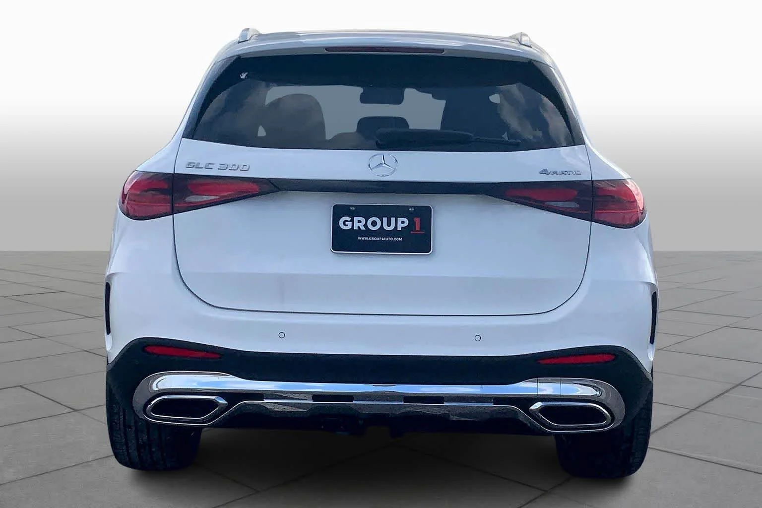 New 2026 Polar White Mercedes-Benz GLC 300 image 5