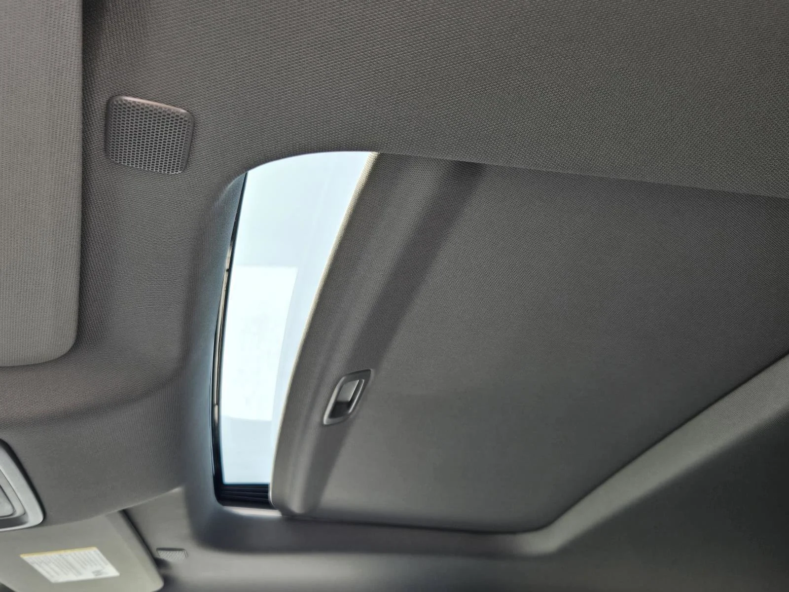 2026 GMC Sierra 1500 Denali - Photo 9