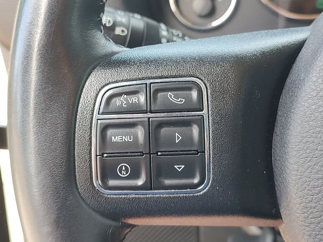 Used 2016 Green Jeep Sport image 19