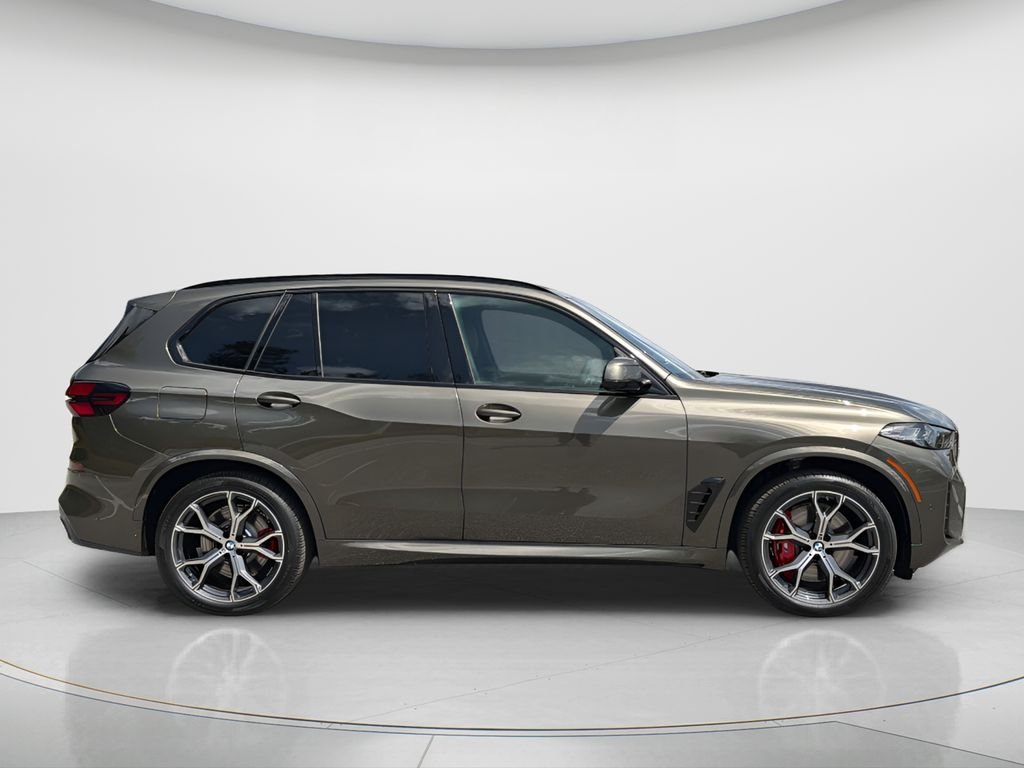 Certified Used 2026 Manhattan Green Metallic BMW xDrive50e image 4