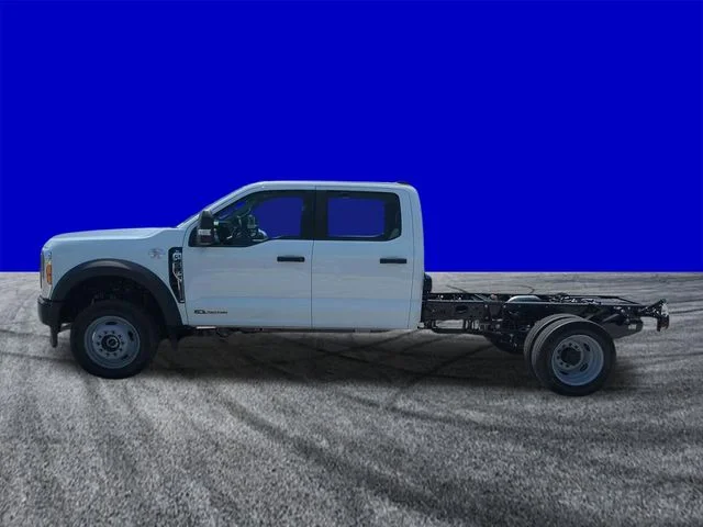 2025 Ford F-450 Super Duty Chassis Cab XL - Photo 7