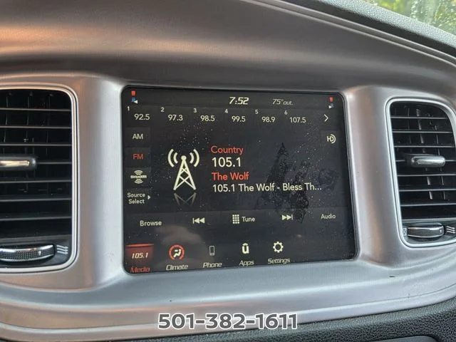Used 2023 Black Dodge SXT image 19