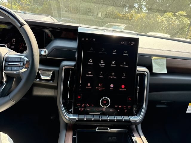 2026 GMC Yukon XL Denali - Photo 20