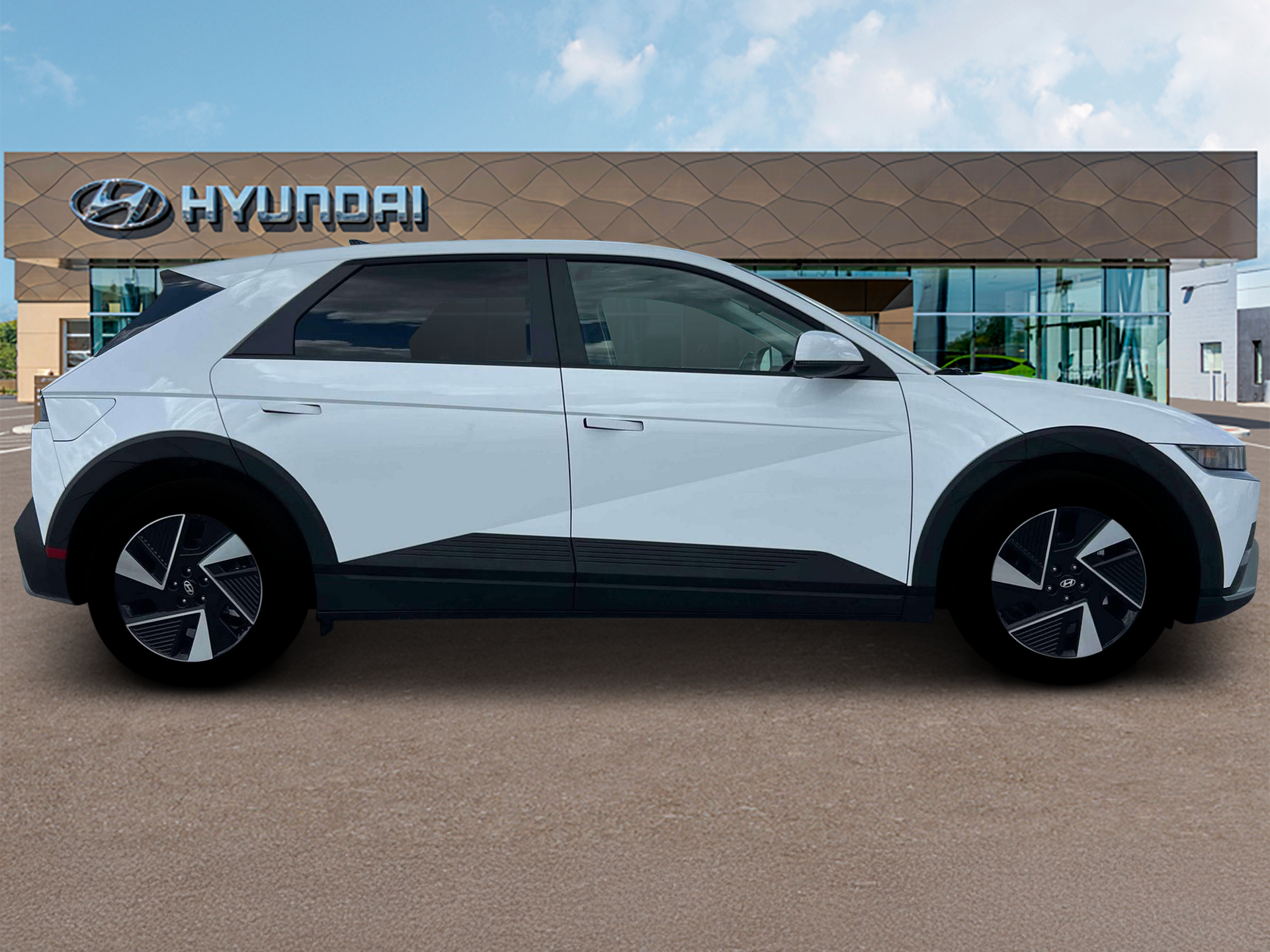 2025 Hyundai IONIQ 5 SE - Photo 9
