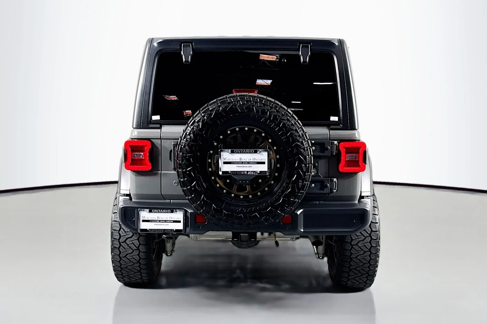 Used 2020 Sting-Gray Clearcoat Jeep Sport 4X4 image 3