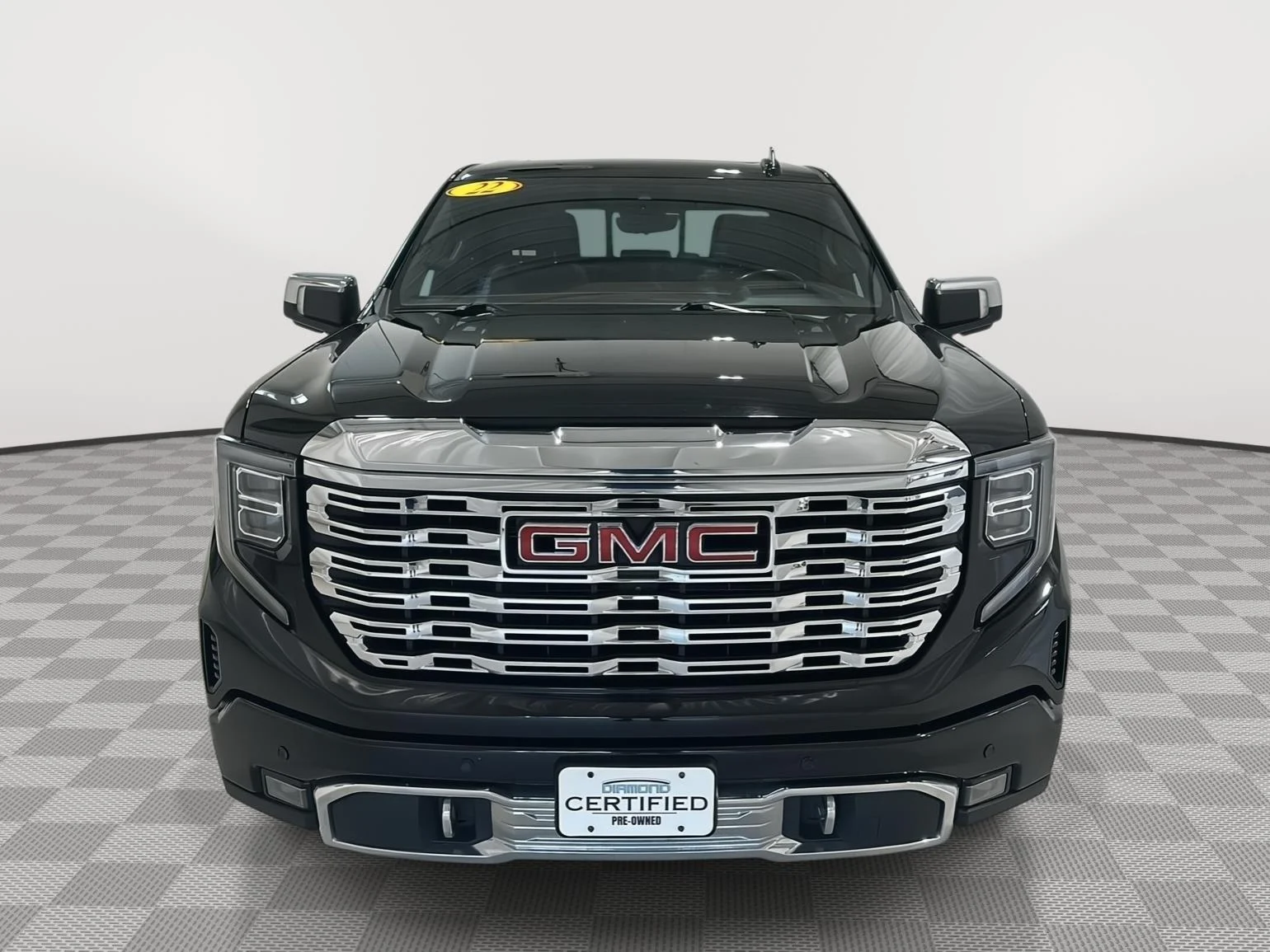 Used 2022 Onyx Black GMC Denali image 7