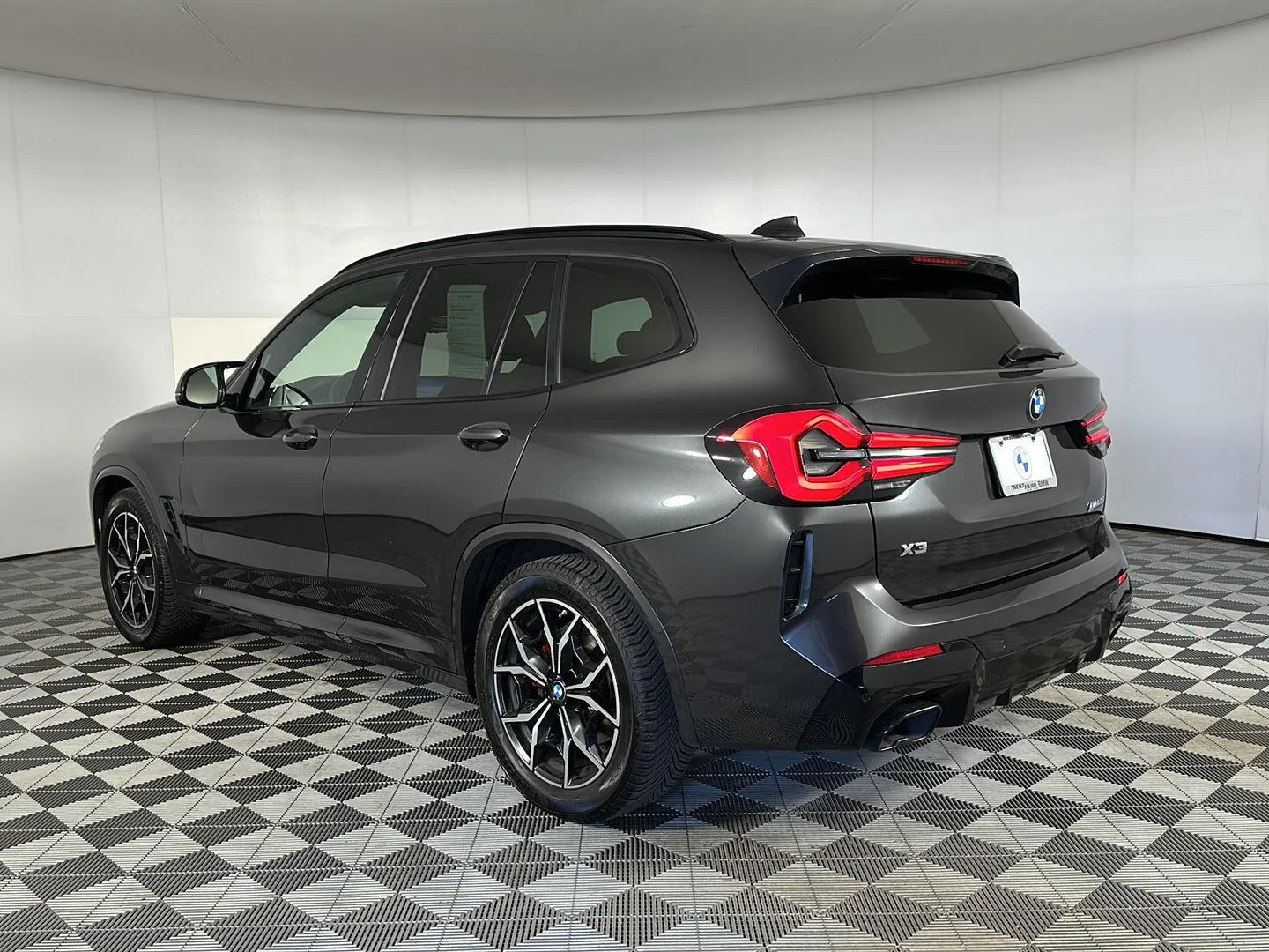 Used 2022 Dark Graphite Metallic BMW M40i image 25
