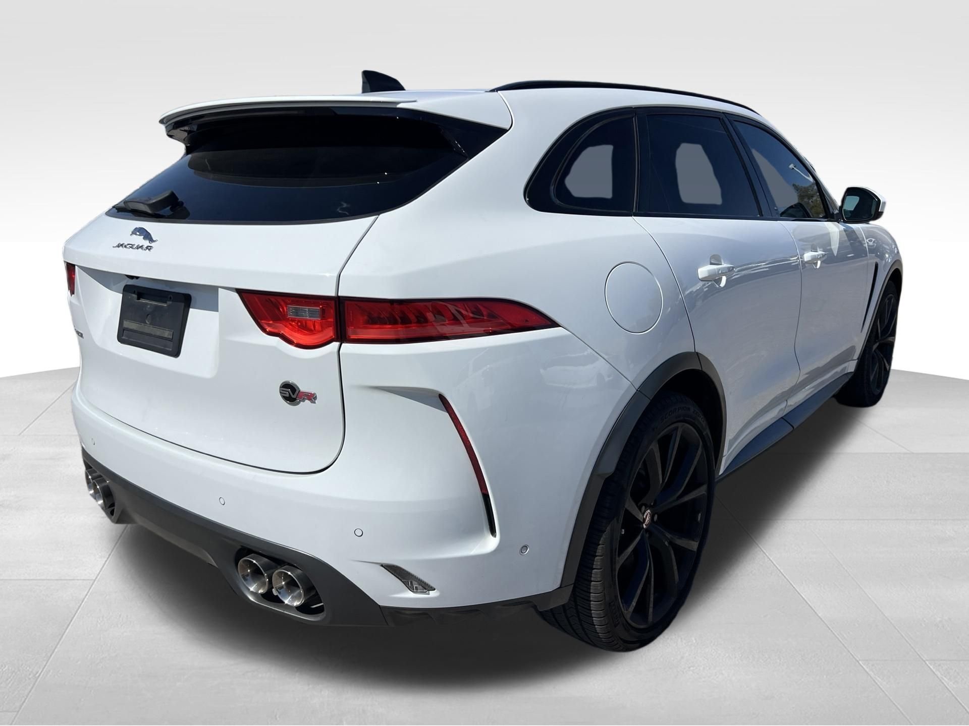 Used 2020 White Jaguar SVR image 5