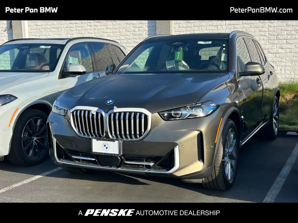 2026 BMW X5 xDrive50e's photo