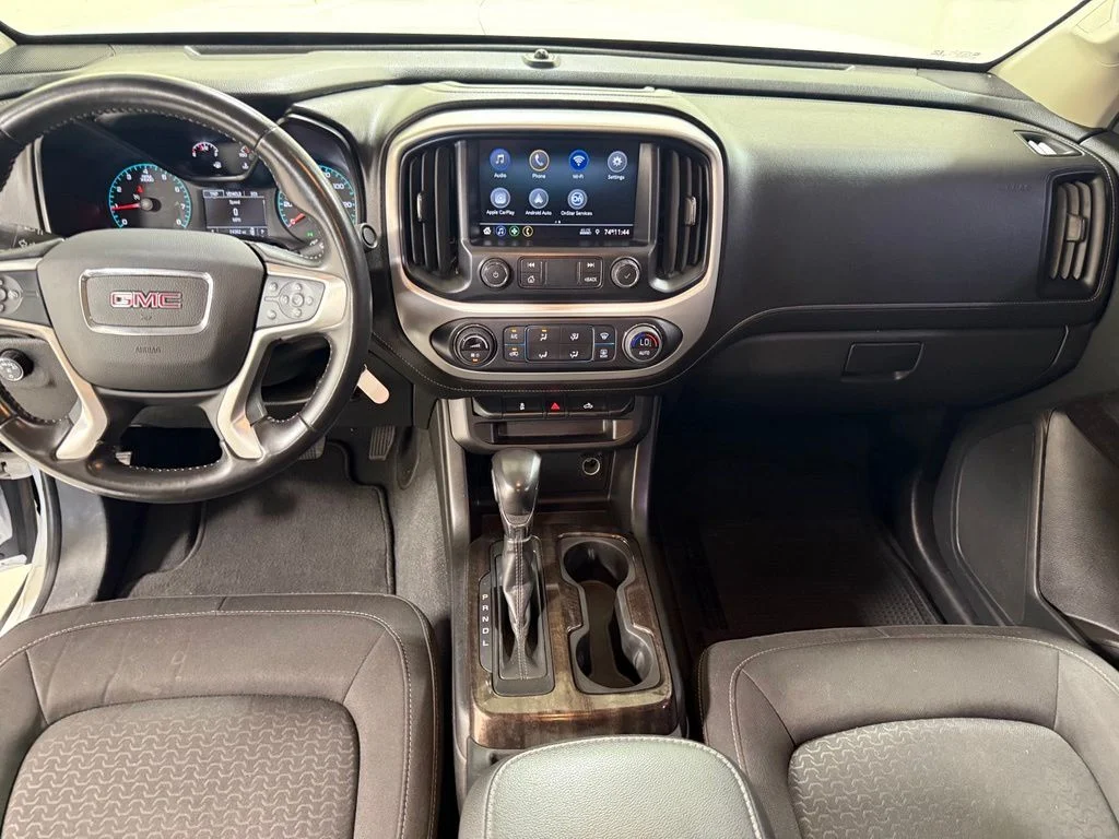 Used 2022 White GMC Elevation image 2