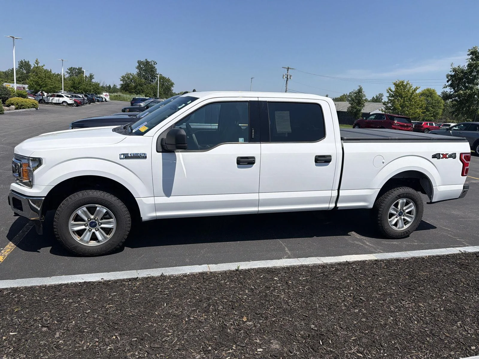 Used 2019 Oxford White Ford XLT image 9