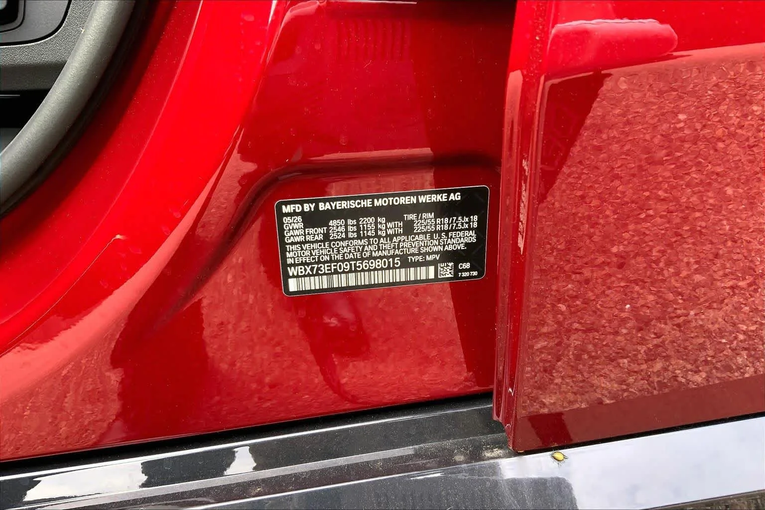 New 2026 Vegas Red Metallic BMW xDrive28i image 18
