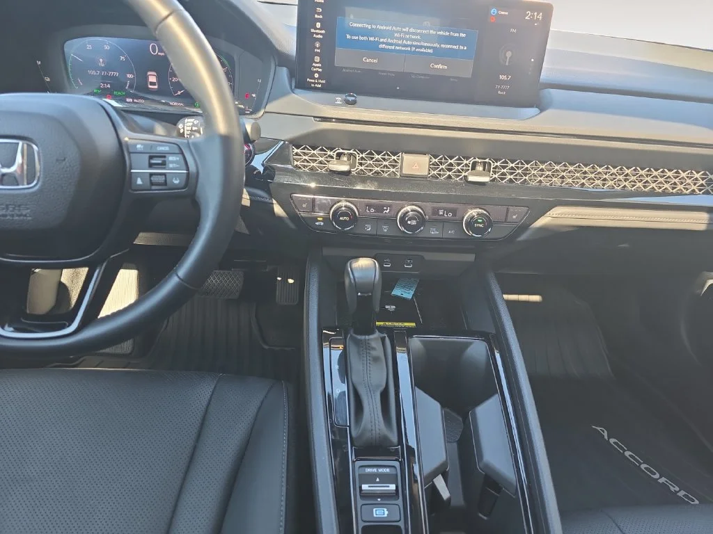 2025 Honda Accord Hybrid EX-L - Photo 36