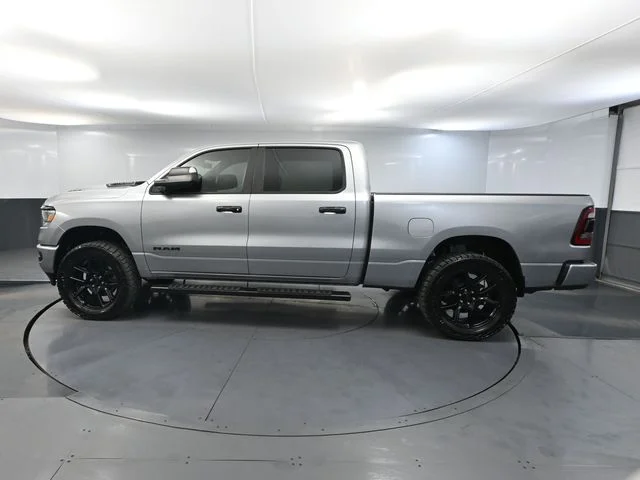 Used 2023 Silver Ram Laramie image 11