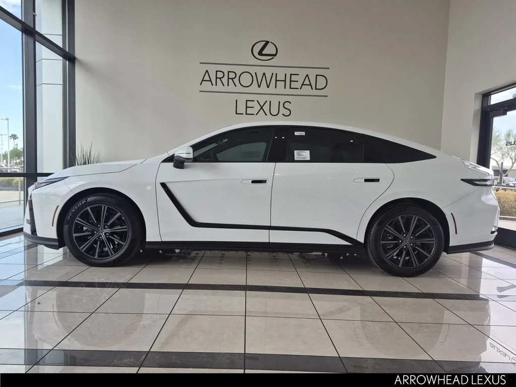 New 2026 White Lexus  image 3