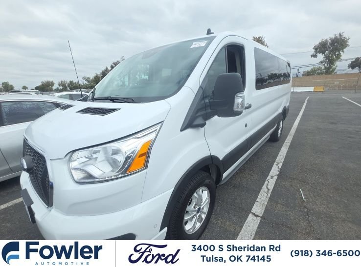 Used 2022 White Ford XLT image 1