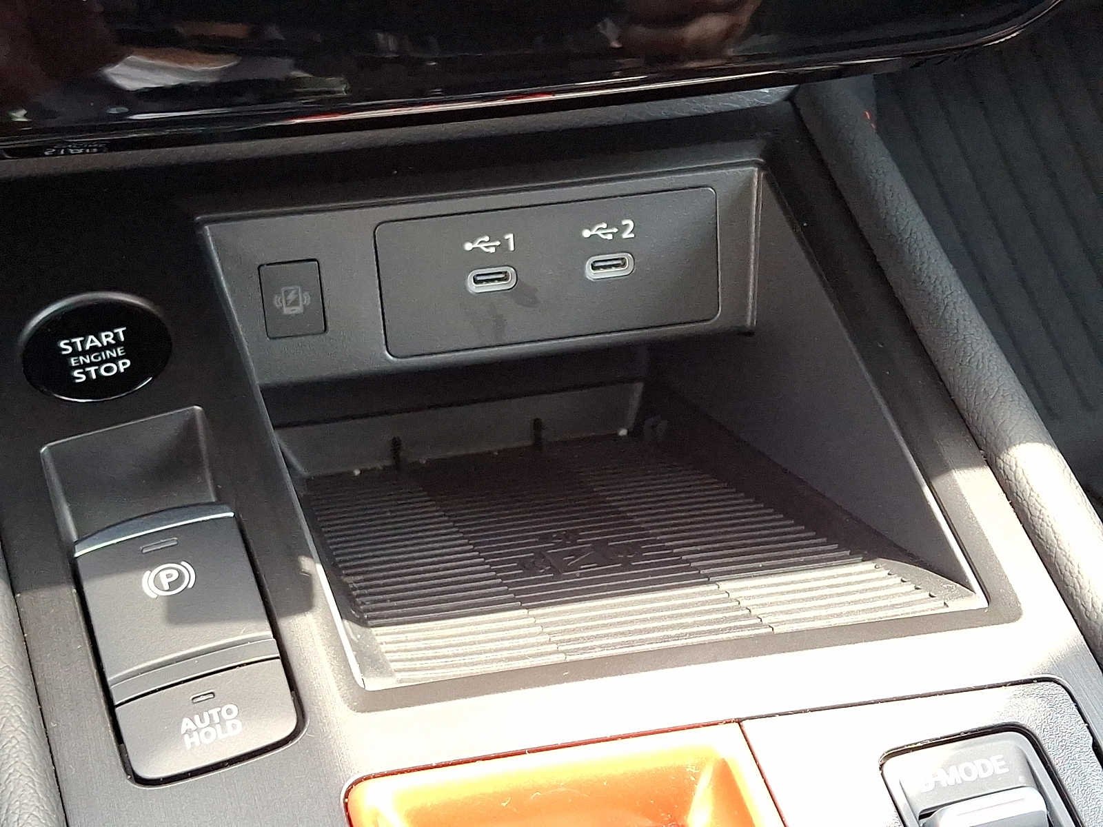 Used 2025 Aspen White Tricoat Nissan SR image 23