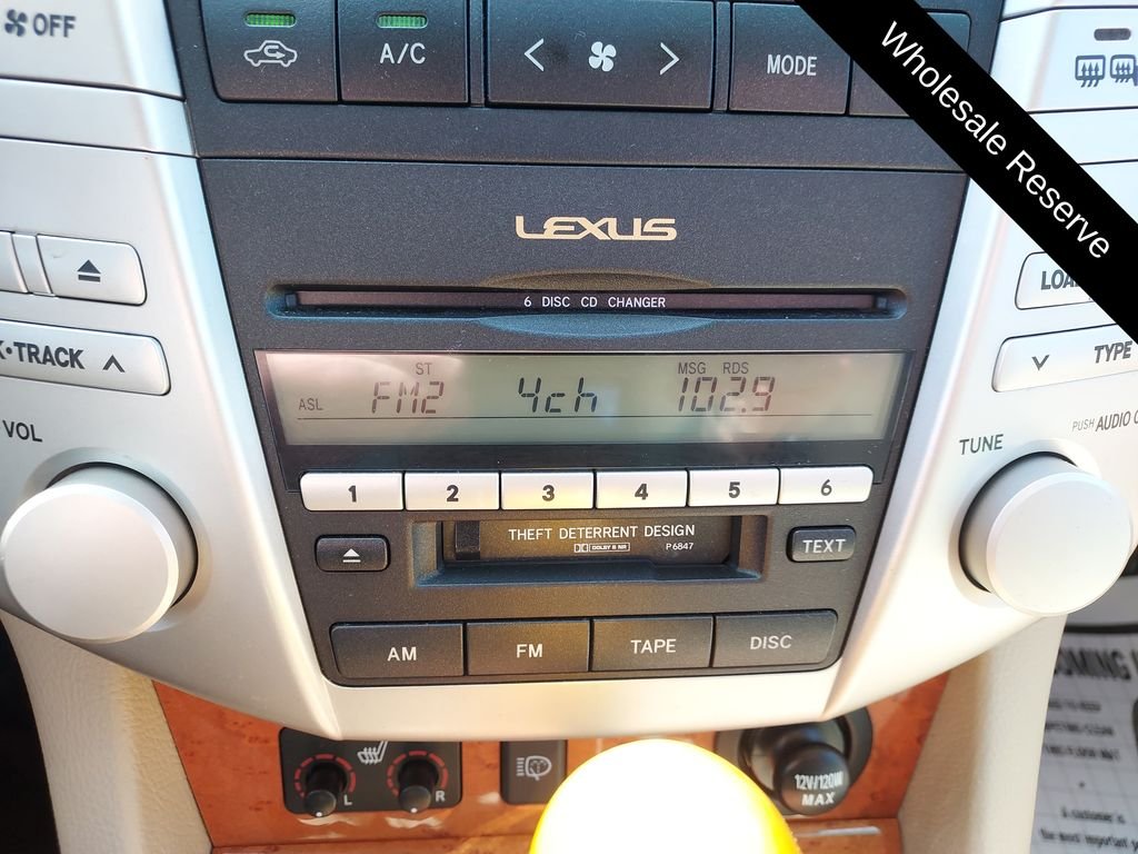 Used 2006 Gold Lexus 400h image 17
