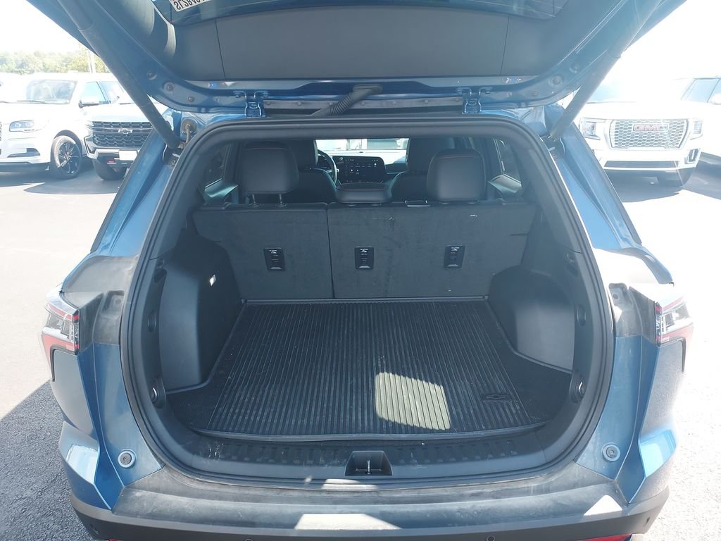 Used 2025 Blue Chevrolet RS image 9
