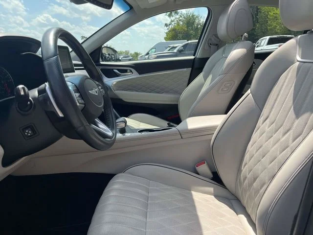 Used 2019 White Genesis 2.0T Advanced image 22