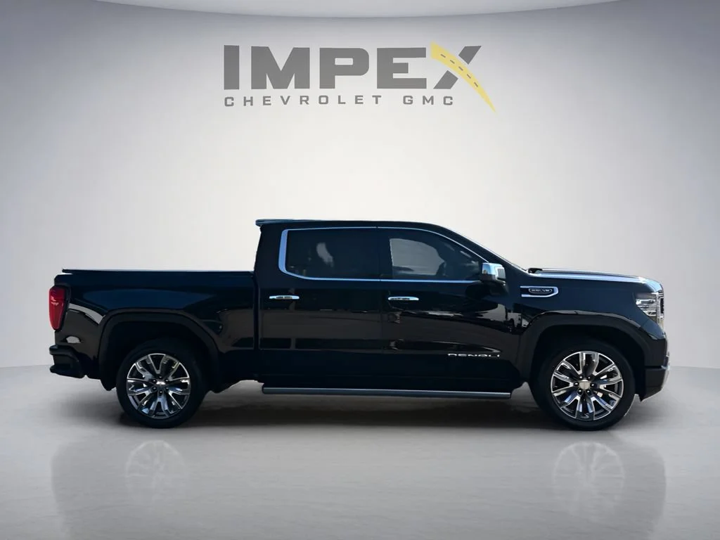 Used 2023 Onyx Black GMC Denali image 6