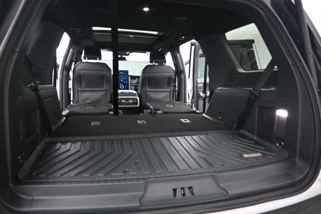 Used 2024 White Ford Limited image 26