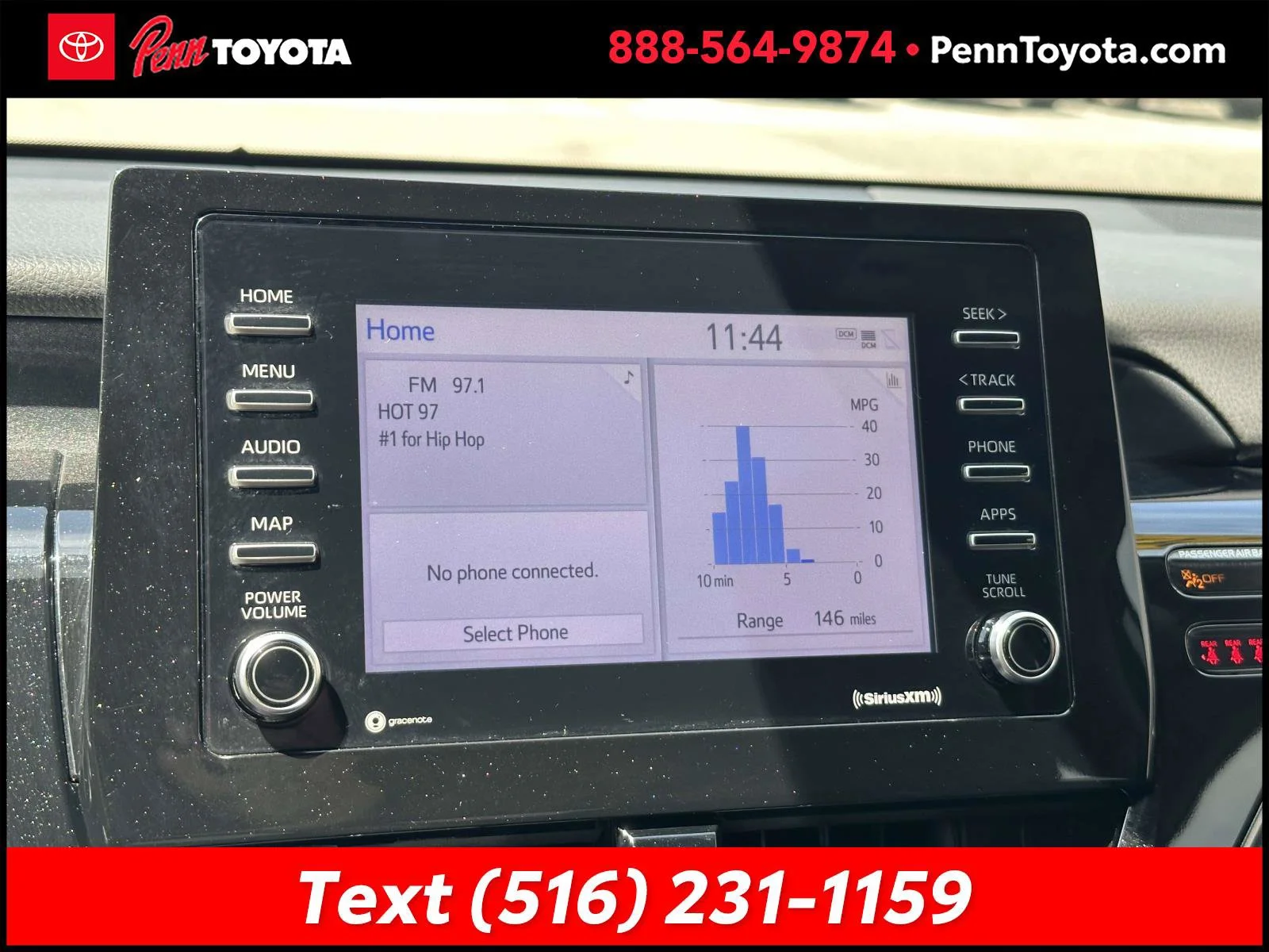 Used 2022 White Toyota SE Nightshade image 26