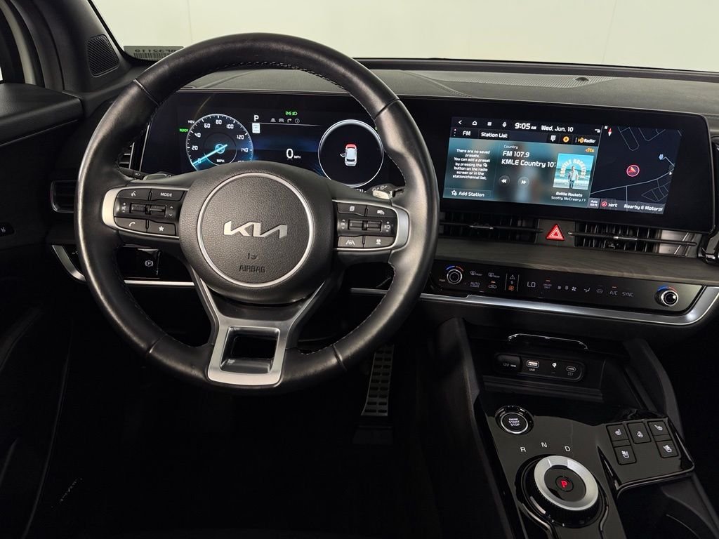Used 2023 Snow White Pearl Kia X-Line Prestige image 13