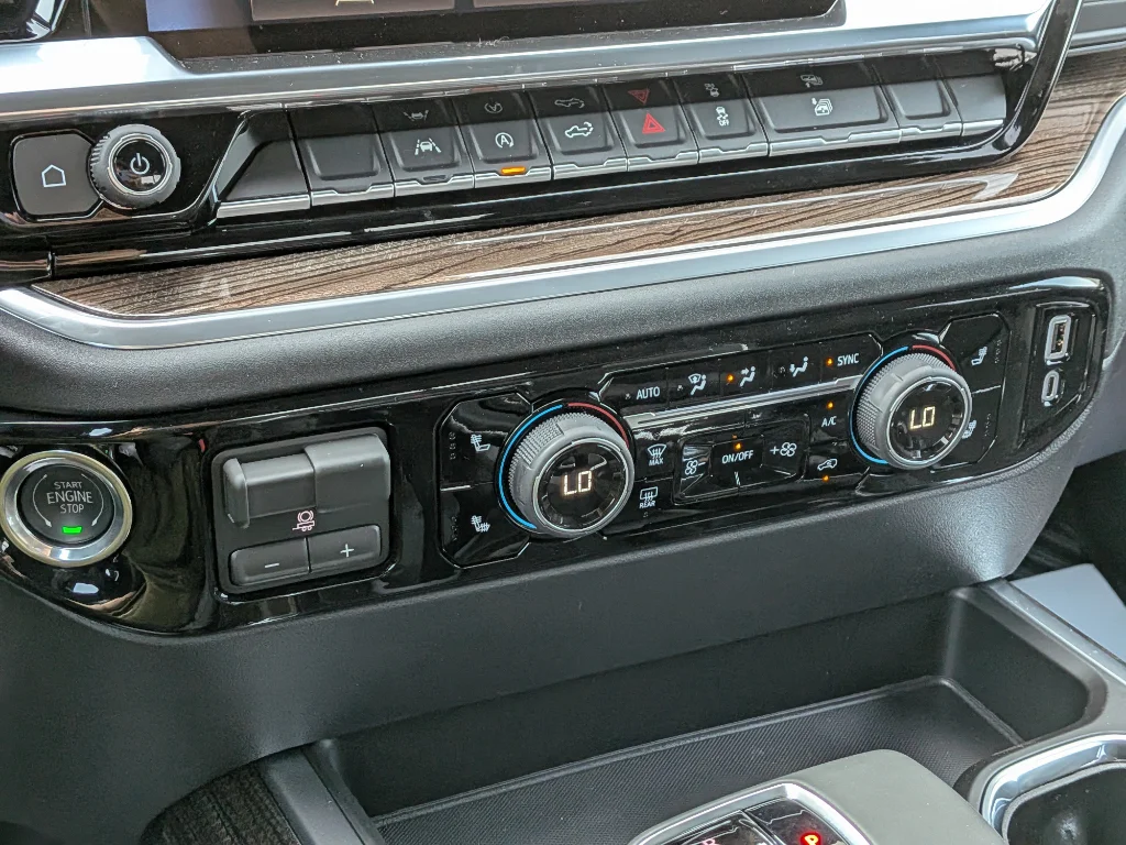 2026 Chevrolet Silverado 1500 LT - Photo 18