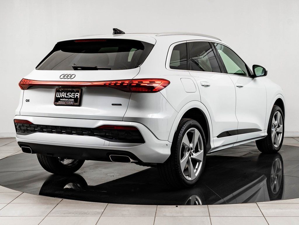 Used 2025 Glacier White Audi 2.0T Premium Plus image 10