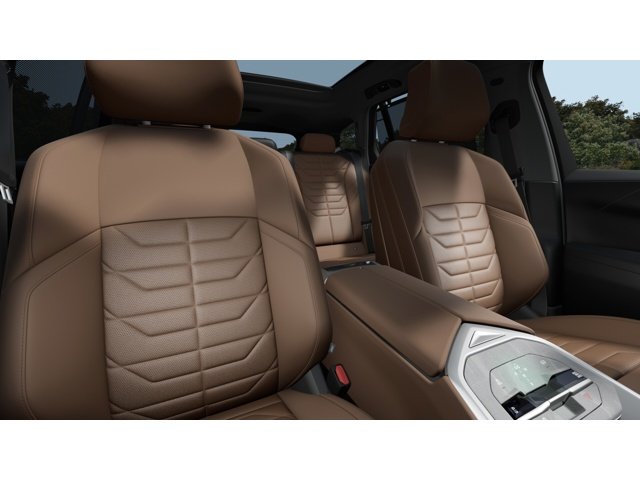 New 2027 Grey Pine Metallic BMW 40 xDrive image 11