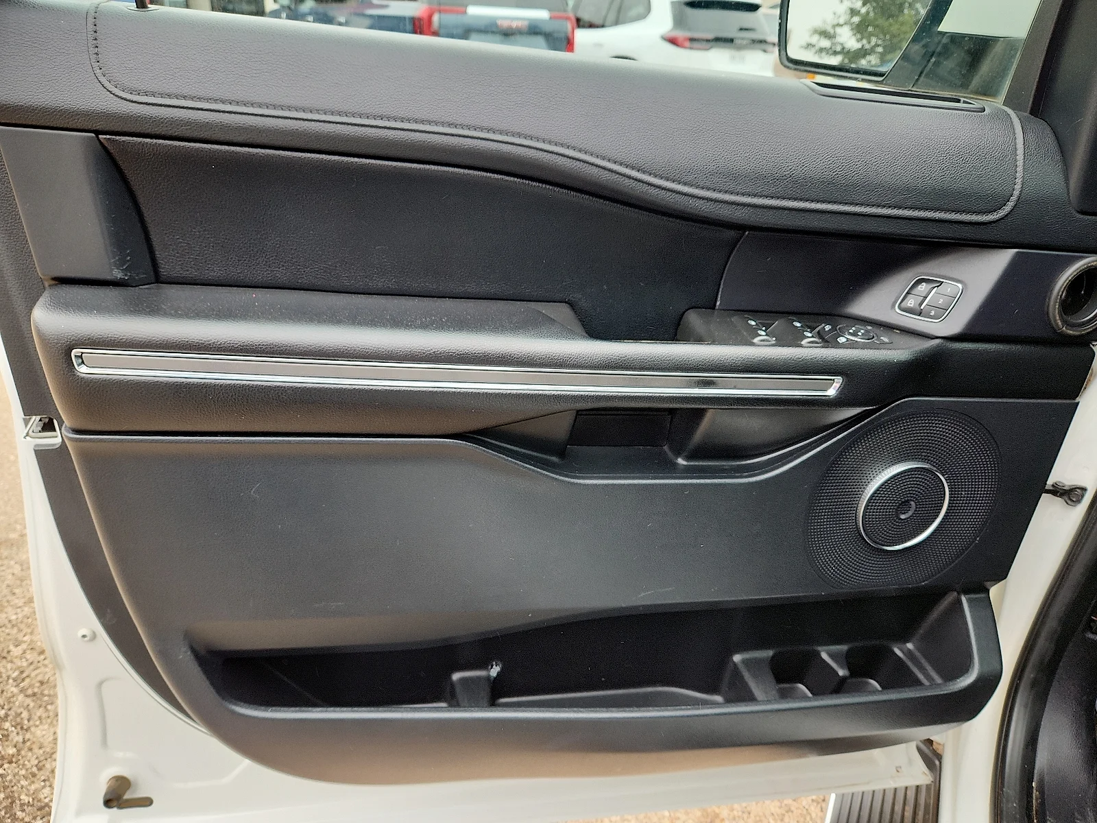2020 Ford Expedition XLT - Photo 13