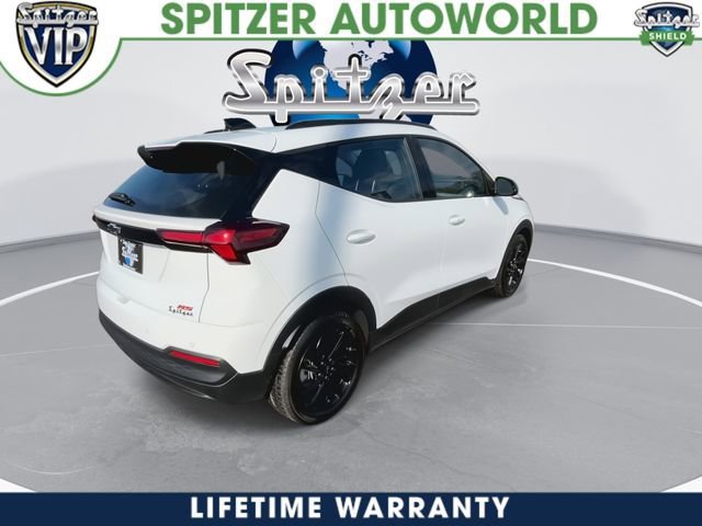 2027 Chevrolet Bolt RS - 7